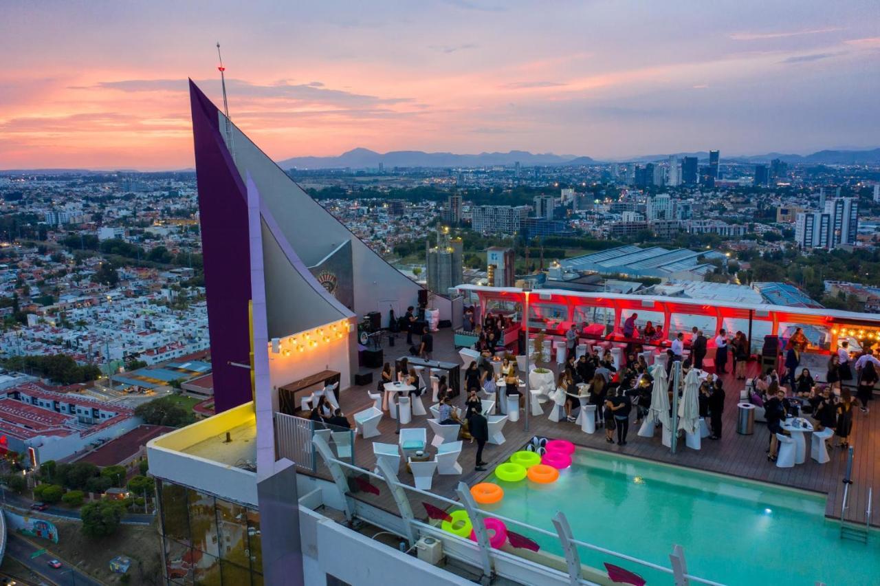 Hard Rock Hotel Guadalajara Zapopan Exterior photo Skyline Rooftop